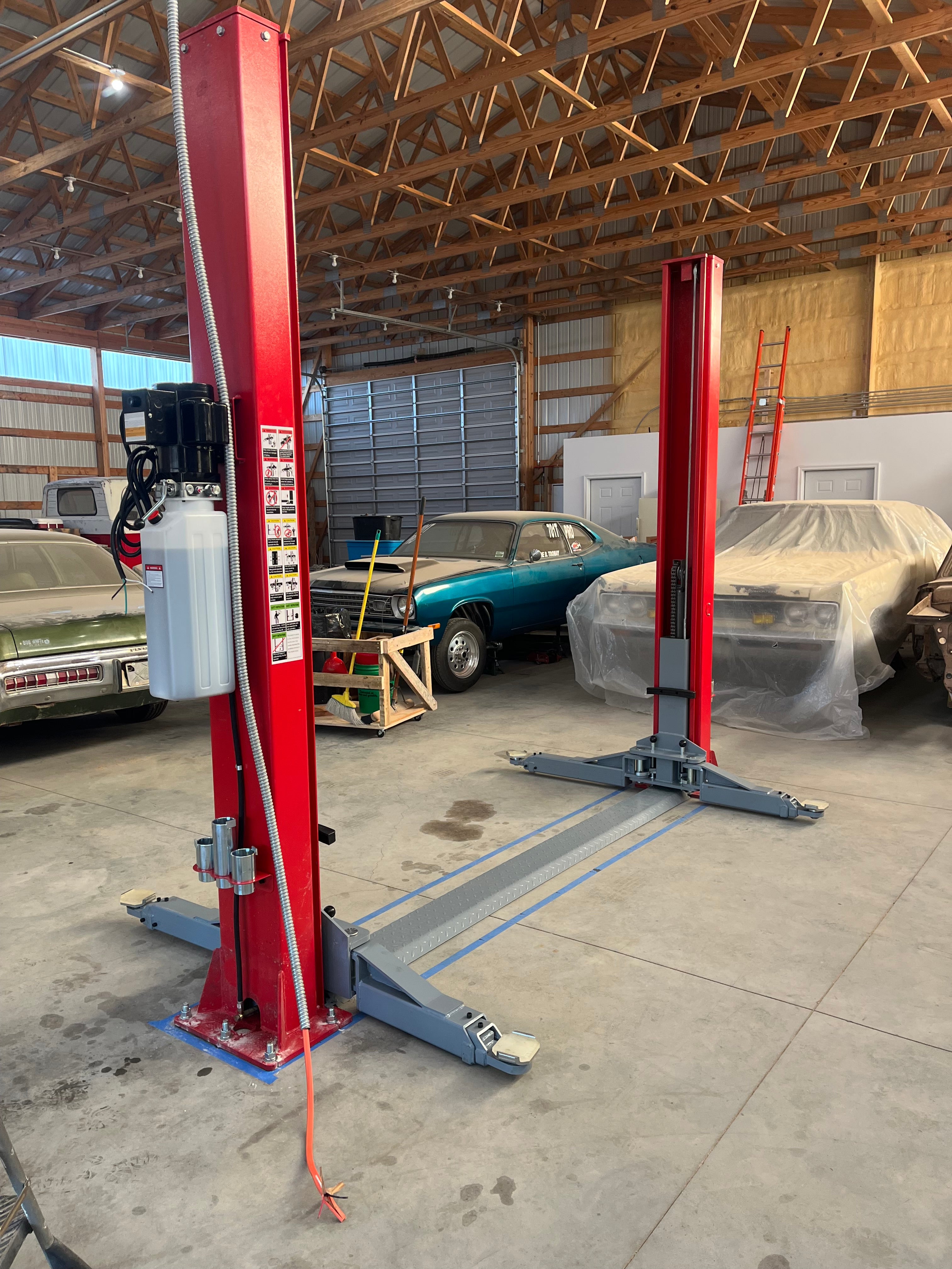 Guardian Lifts 10k 2-post (Floorplate)